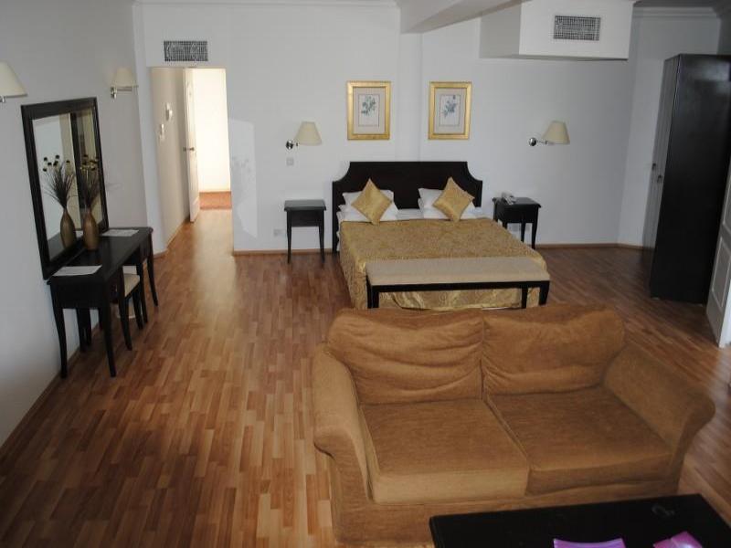 Ada Beach Hotel Karavász Kültér fotó
